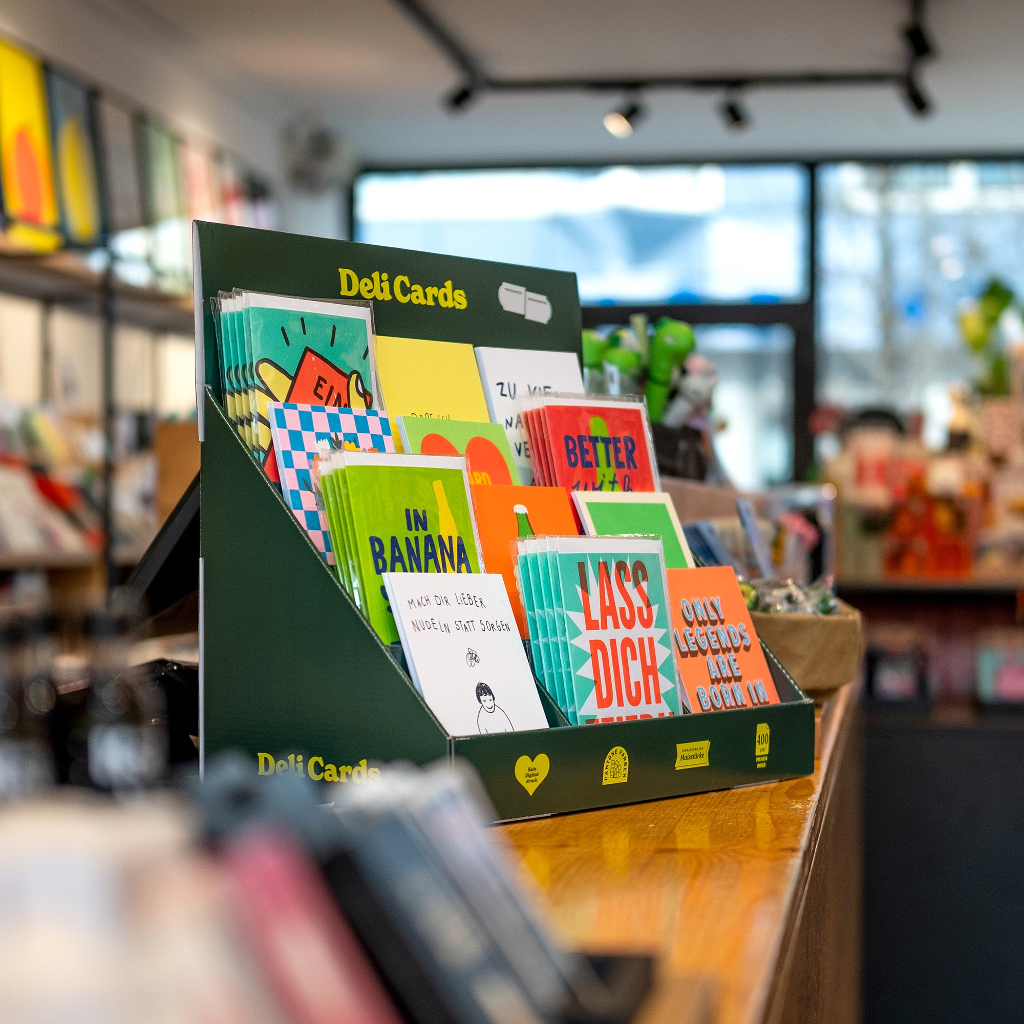 Kartendisplay (12 Positionen) | Verkaufsdisplay für Post- & Grußkarten